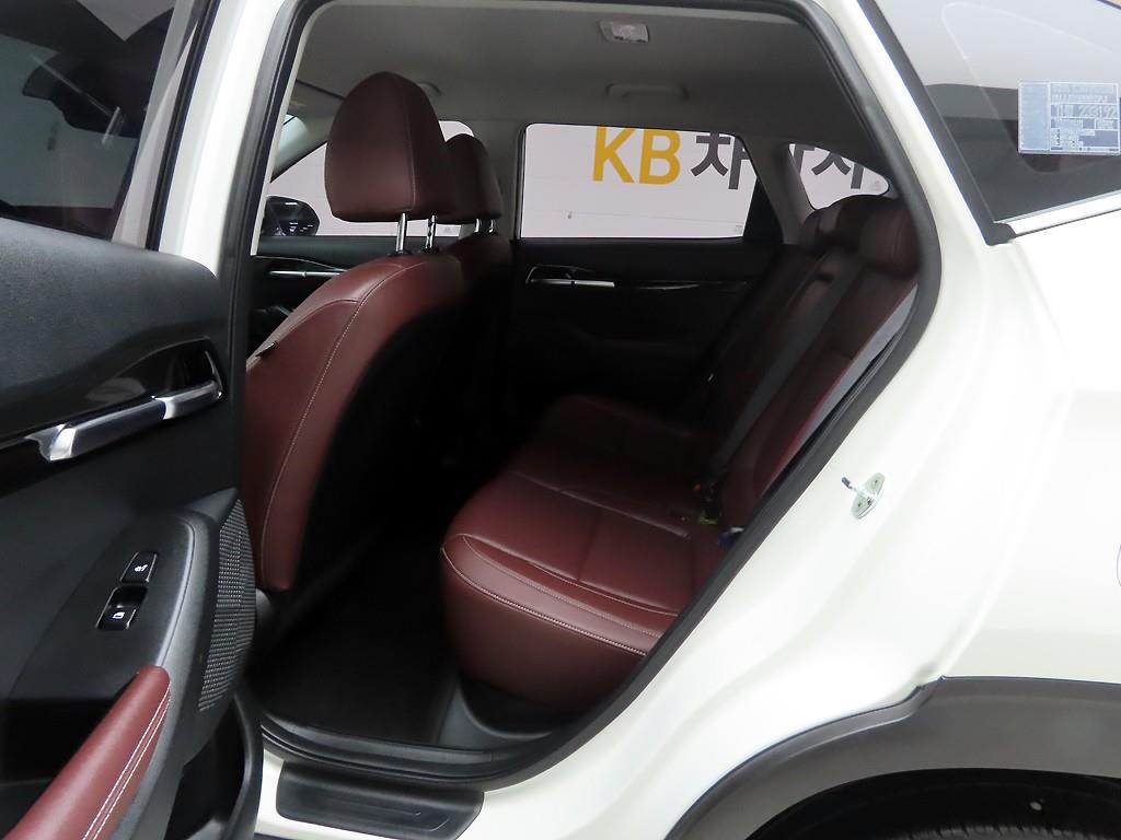 KIA Seltos 2022 Blanco - Importación desde Corea - HF Imports Iquique - Foto 13