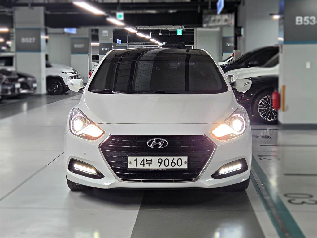 HYUNDAI i40 - Vista 3