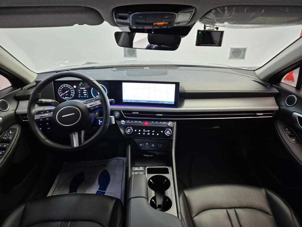 HYUNDAI Sonata - Vista 7