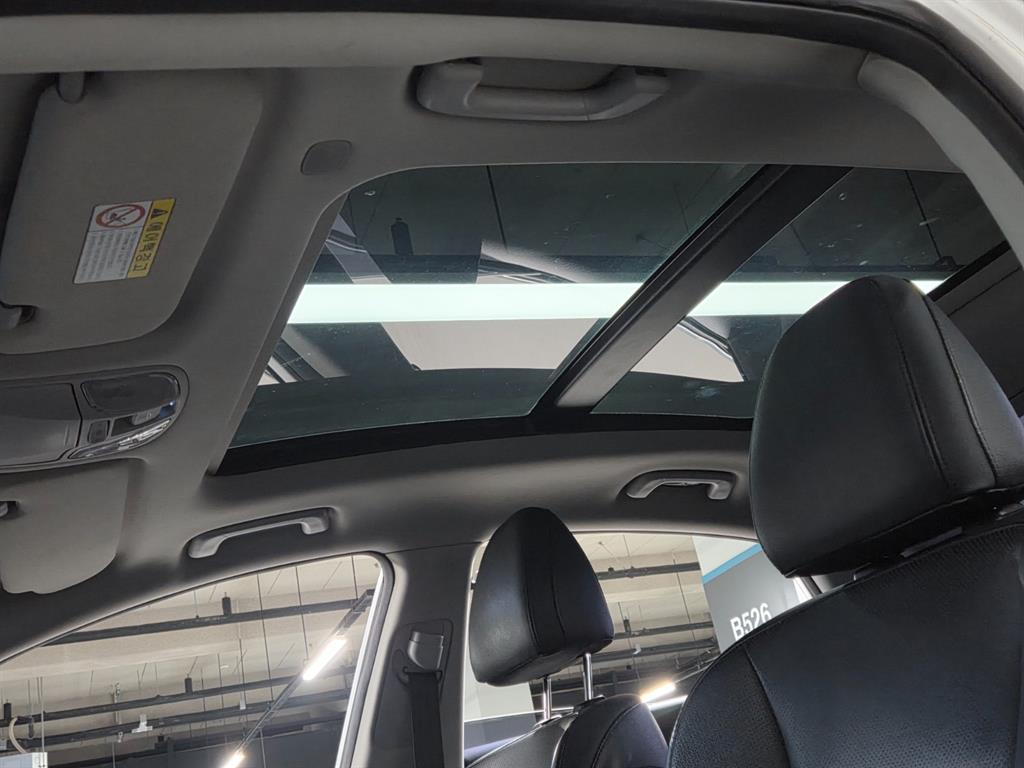 HYUNDAI i40 2014 Blanco - Importación desde Corea - HF Imports Iquique - Foto 17