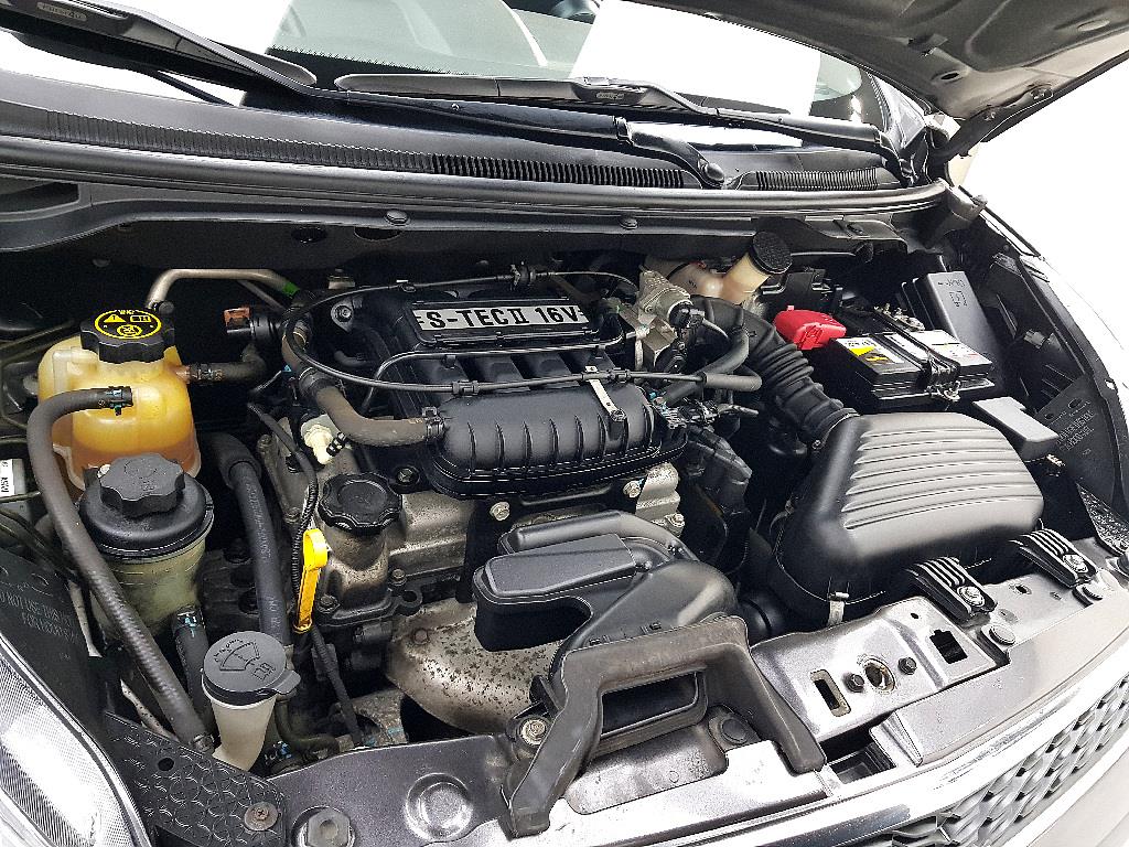 Chevrolet Spark - Vista 5