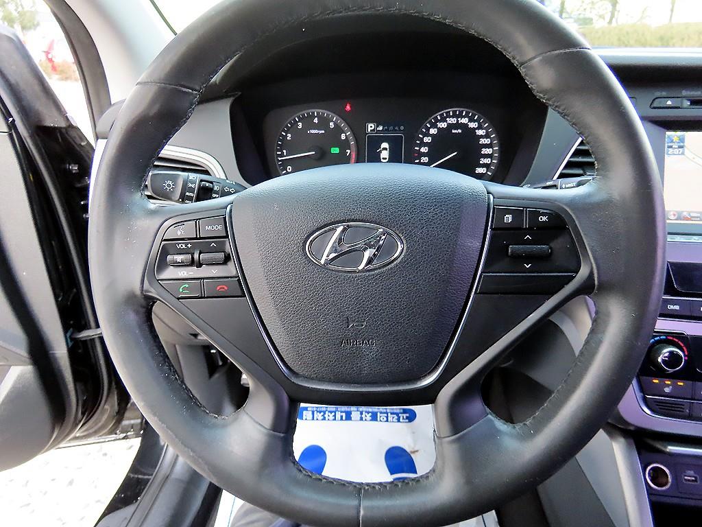 HYUNDAI Sonata - Vista 8