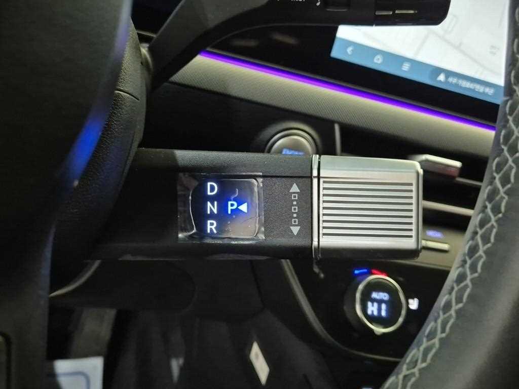 HYUNDAI Sonata - Vista 8