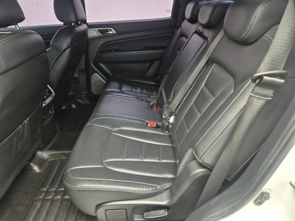 Ssangyong Rexton 2018 Blanco - Importación desde Corea - HF Imports Iquique - Foto 14