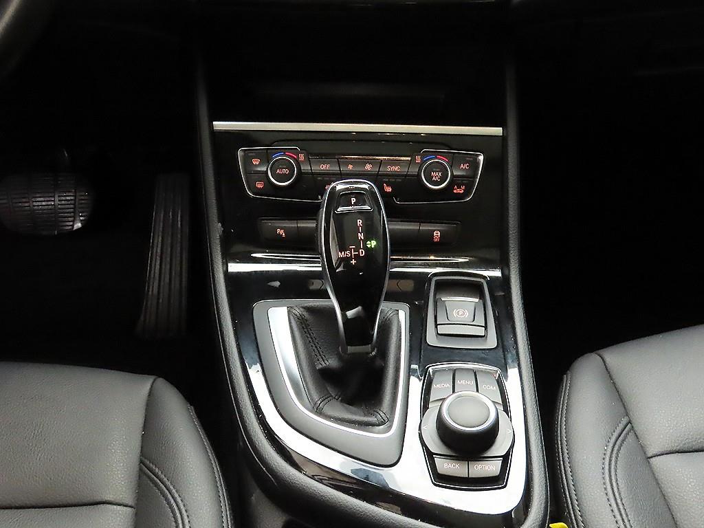 BMW 2 series - Vista 10