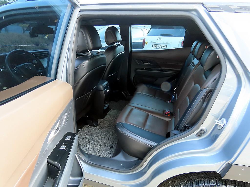 Ssangyong Korando - Vista 6