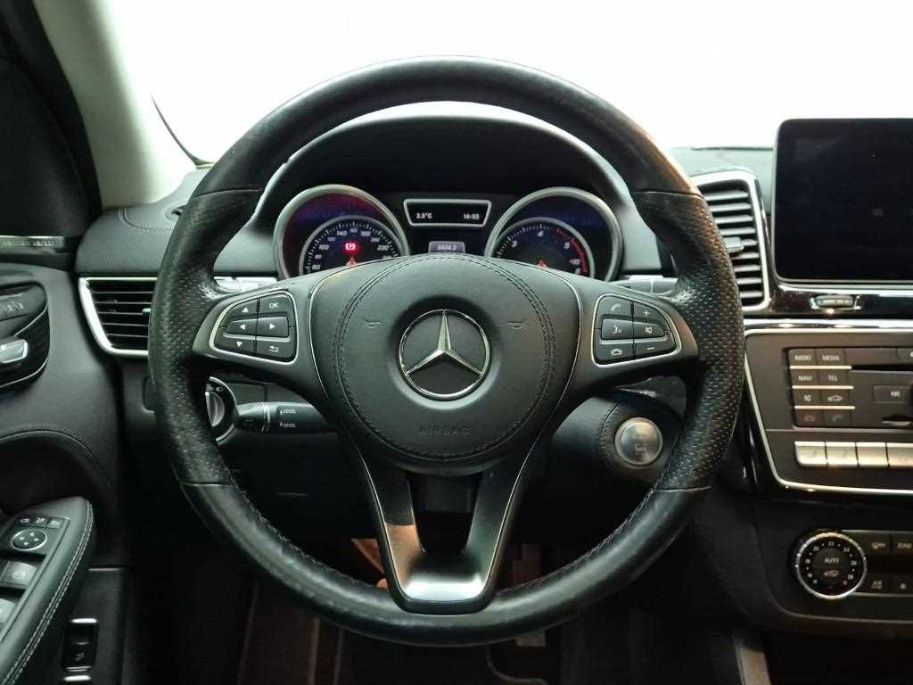 Mercedes Benz GLS Class - Vista 9