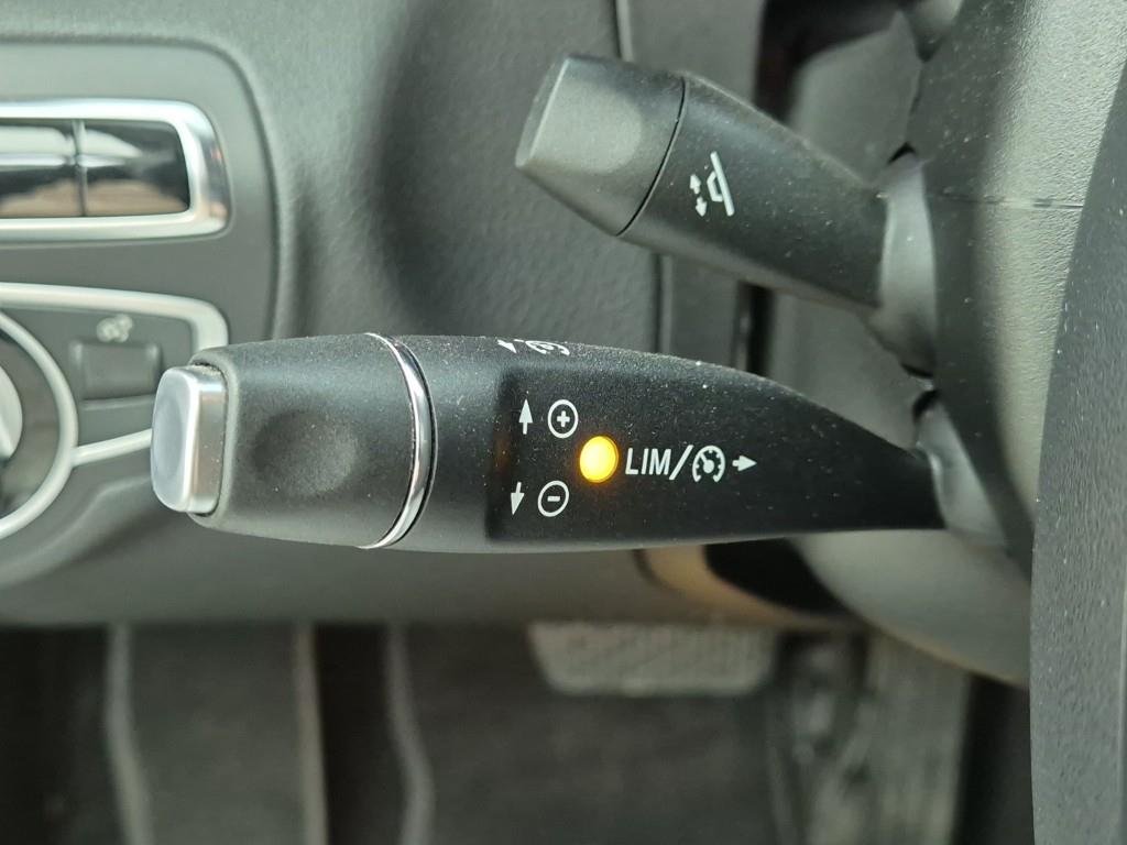 Mercedes Benz C Class 2016 Gris - Importación desde Corea - HF Imports Iquique - Foto 16