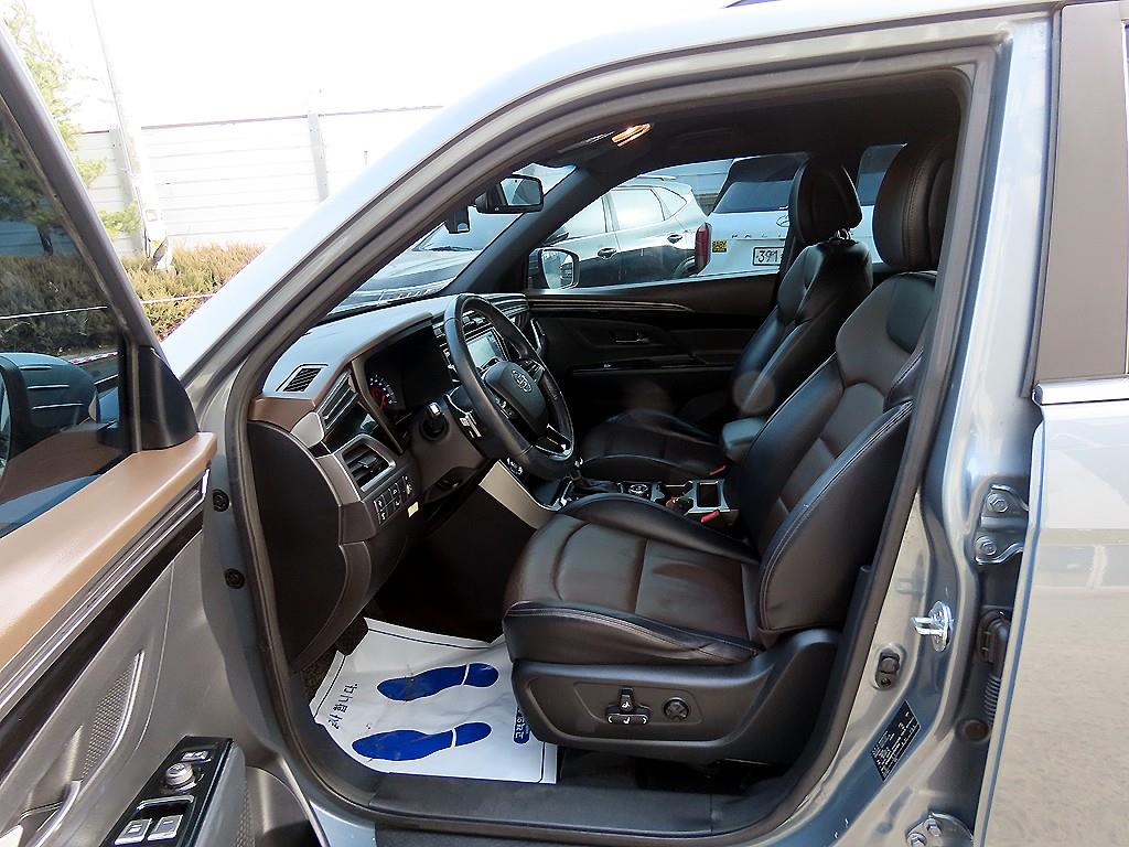 Ssangyong Korando - Vista 5