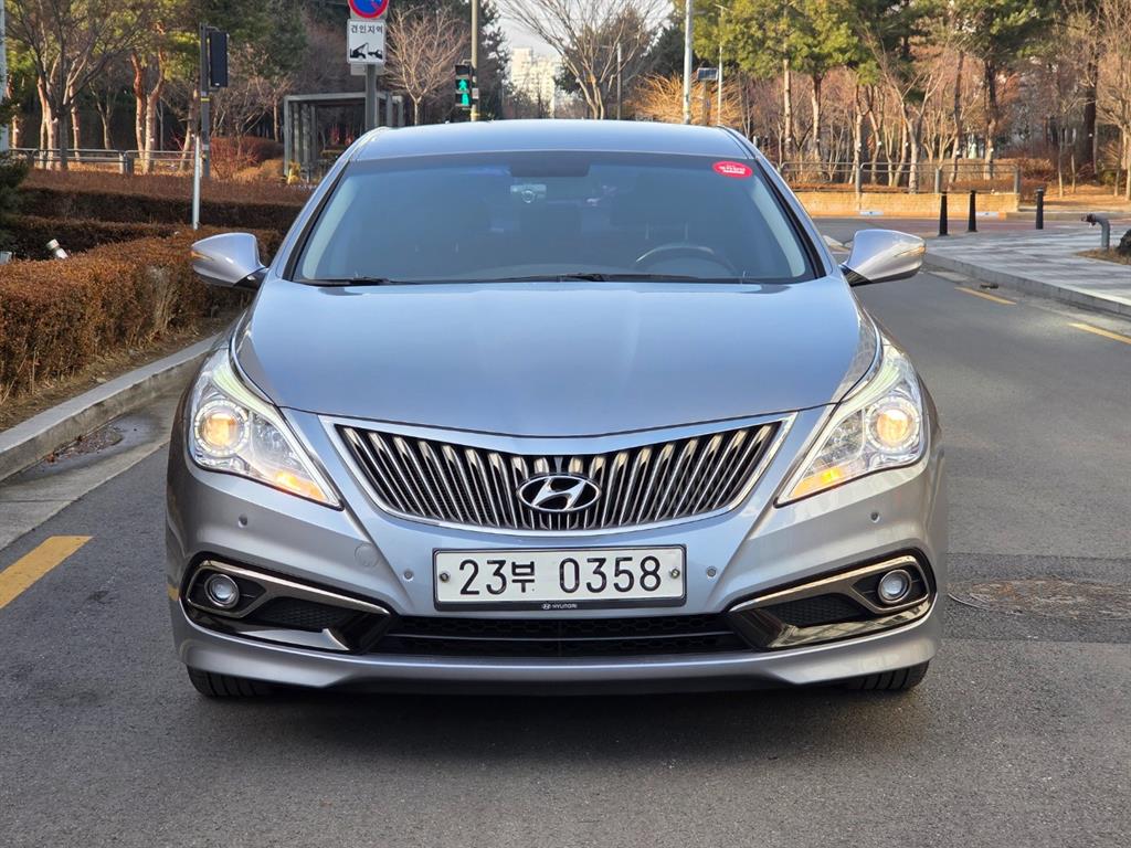 HYUNDAI Grandeur 2016 Gris - Importación desde Corea - HF Imports Iquique - Foto 1