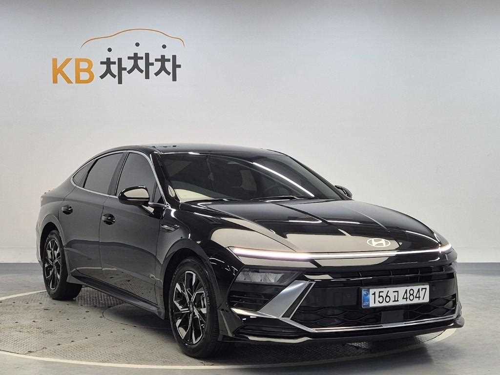 HYUNDAI Sonata - Vista 4