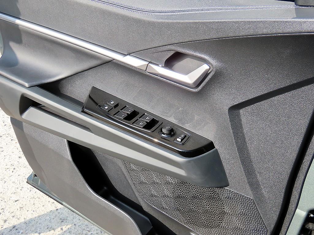 Ssangyong Torres - Vista 11