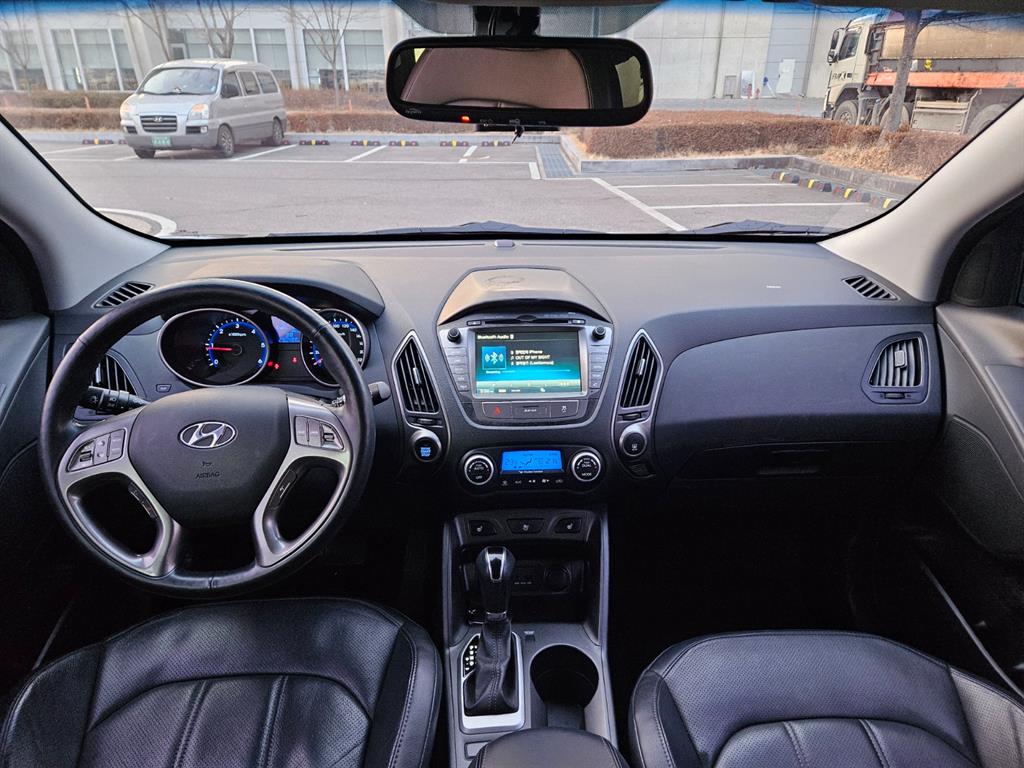 HYUNDAI Tucson - Vista 8