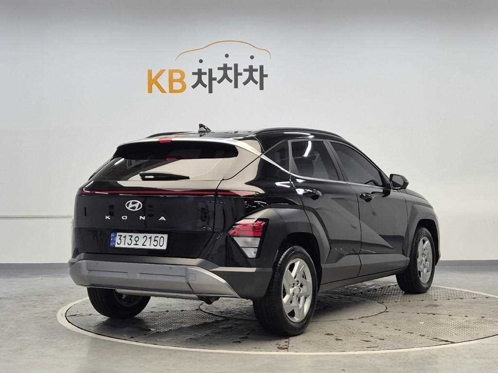 HYUNDAI Kona - Vista 3