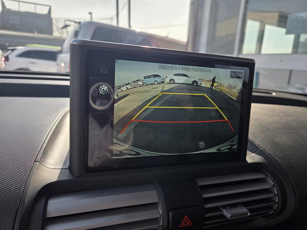 HYUNDAI Casper - Vista 11