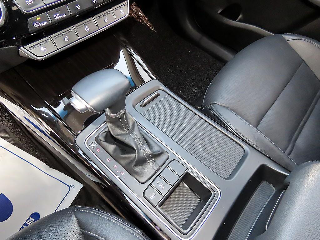 KIA Sorento - Vista 10