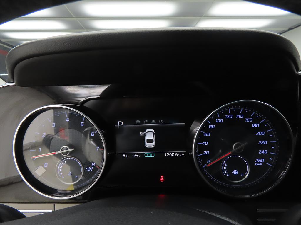 HYUNDAI Grandeur - Vista 9