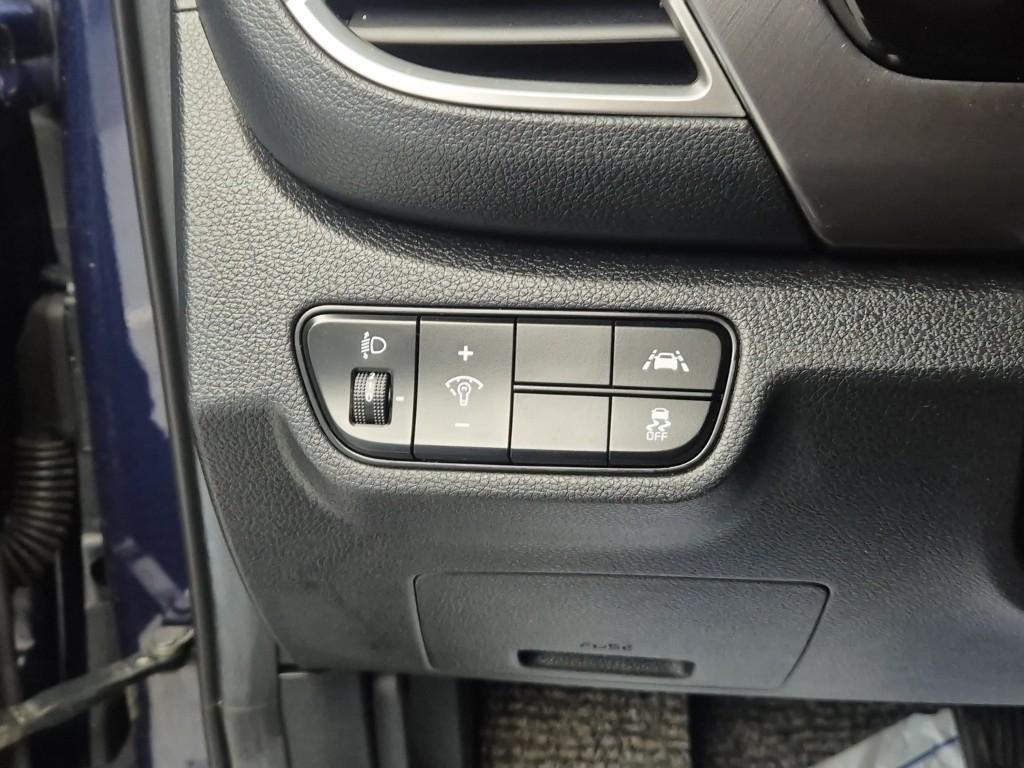 KIA Seltos 2020 Azul - Importación desde Corea - HF Imports Iquique - Foto 17