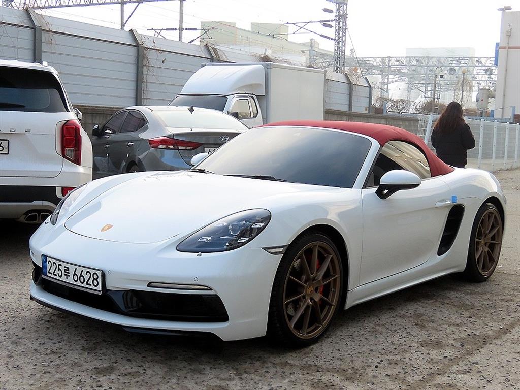 Porsche 718 - Vista 2