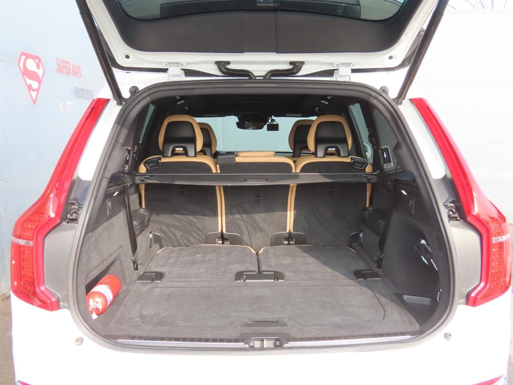 Volvo XC90 - Vista 9