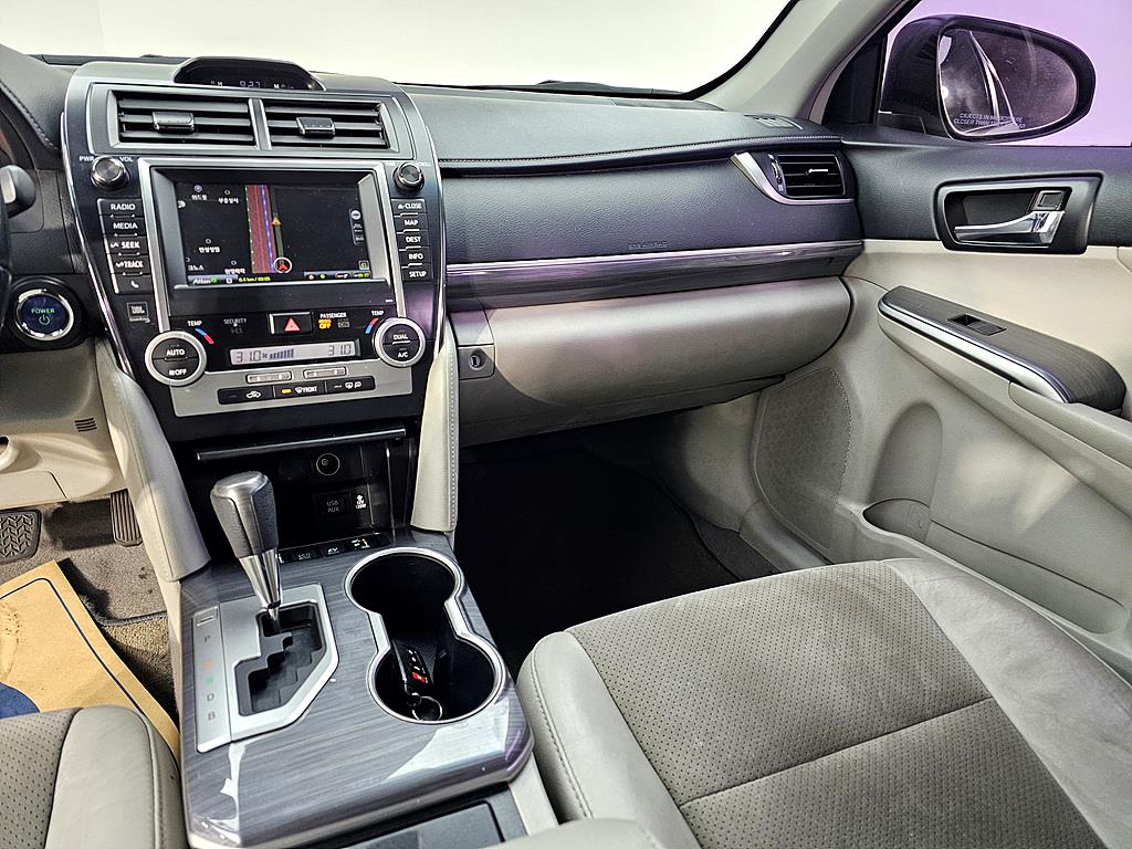 Toyota Camry - Vista 10