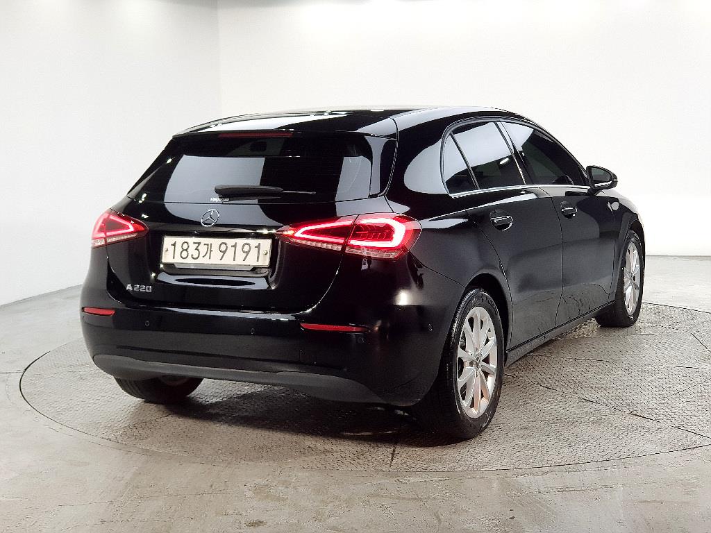 Mercedes Benz A Class - Vista 4