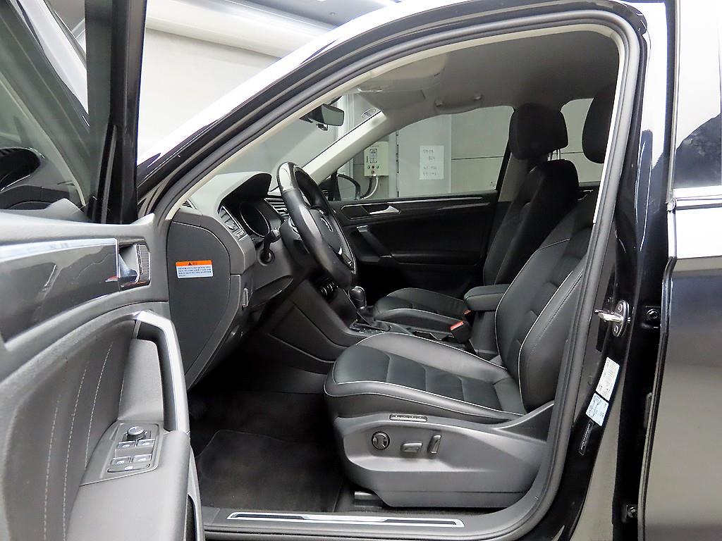 Volkswagen Tiguan - Vista 5