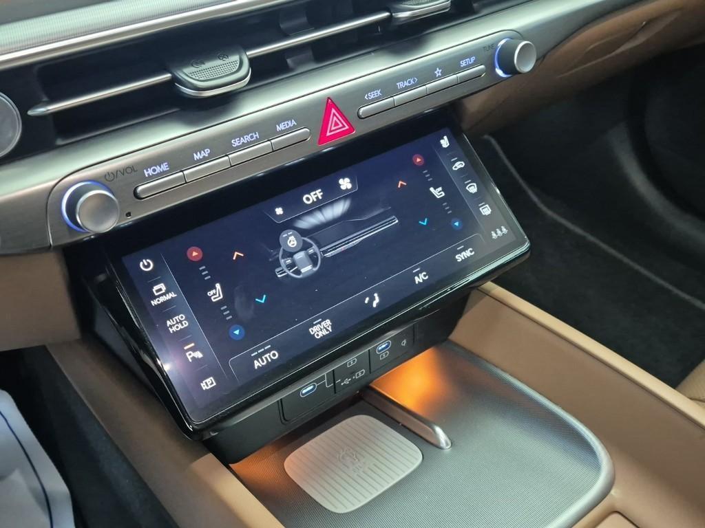 HYUNDAI Grandeur - Vista 8