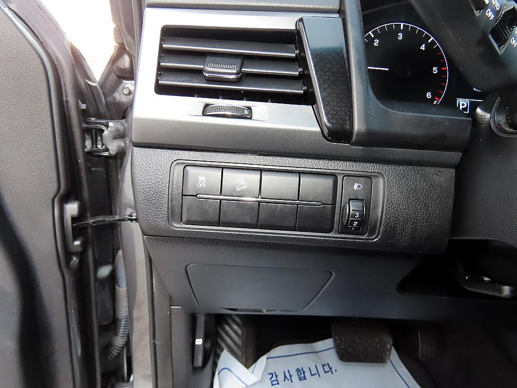 Ssangyong Rexton - Vista 12