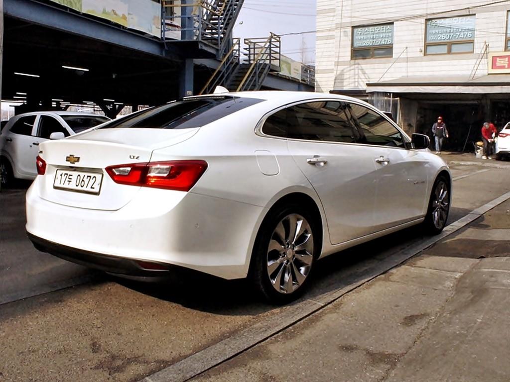 Chevrolet Malibu - Vista 7