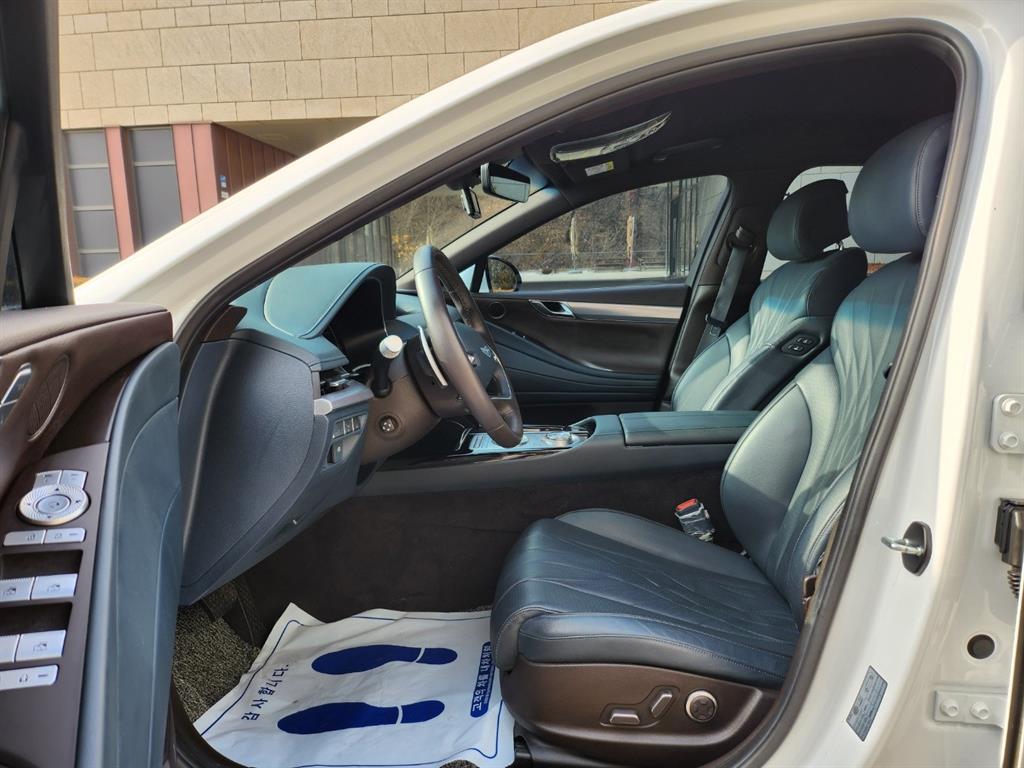 Genesis G80 - Vista 7