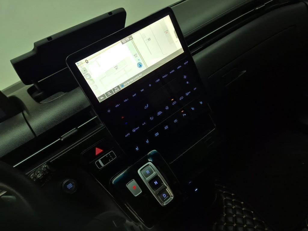 HYUNDAI Staria - Vista 12