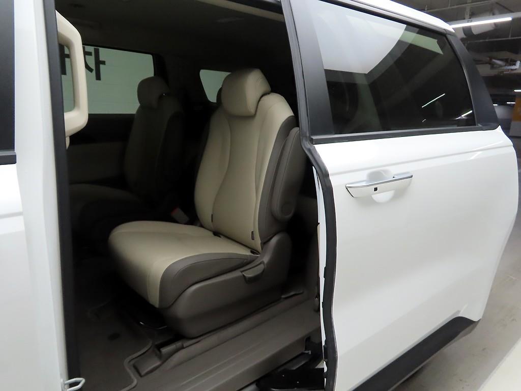 KIA Carnival 2023 - Importación desde Corea - HF Imports Iquique - Foto 13