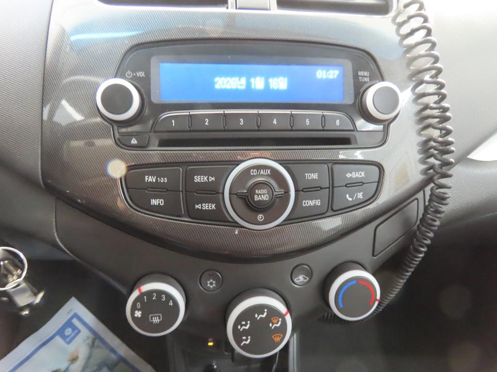 Chevrolet Spark - Vista 11