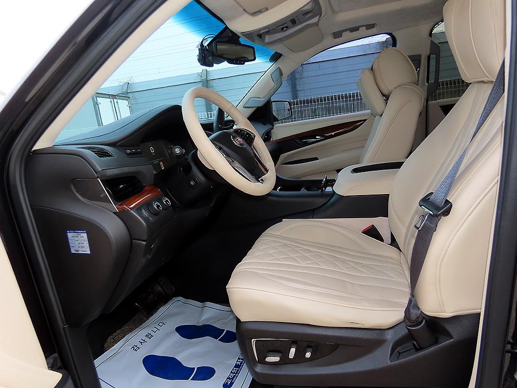 Cadillac Escalade - Vista 5