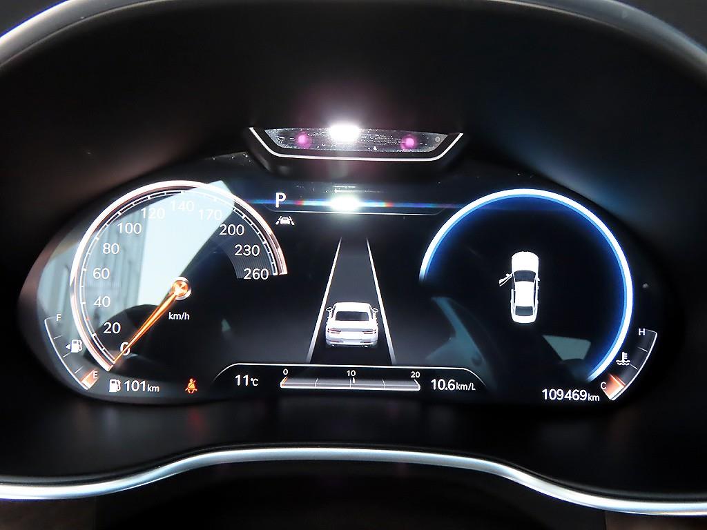 Genesis G80 - Vista 9