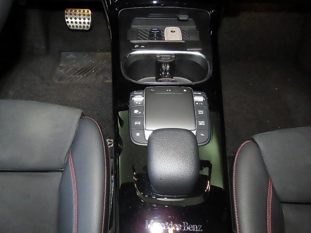 Mercedes Benz CLA Class - Vista 12