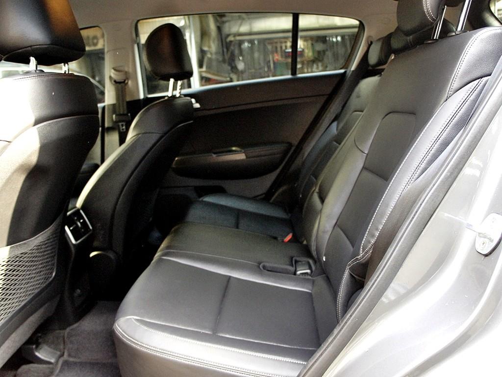 KIA Sportage - Vista 11