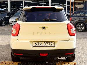 Ssangyong Tivoli - Vista 6