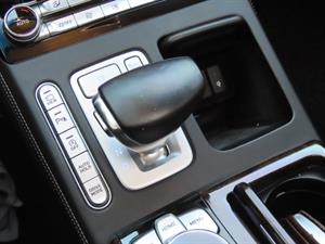 Genesis G90 - Vista 12