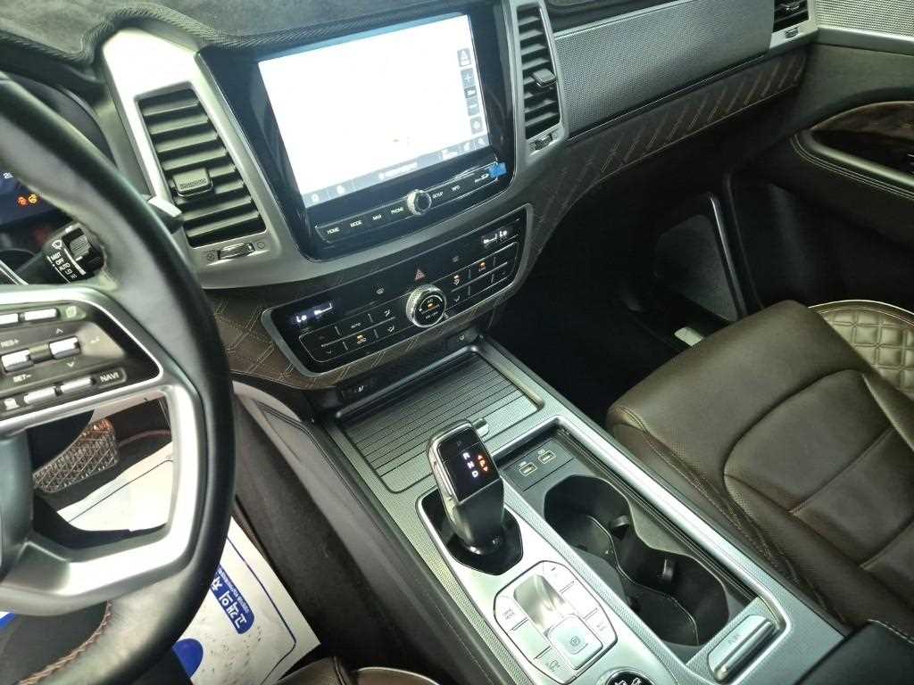 Ssangyong Rexton - Vista 10