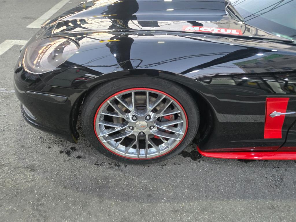 Chevrolet Corvette - Vista 12