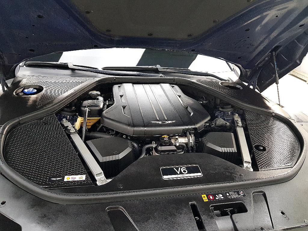 Genesis G90 - Vista 6