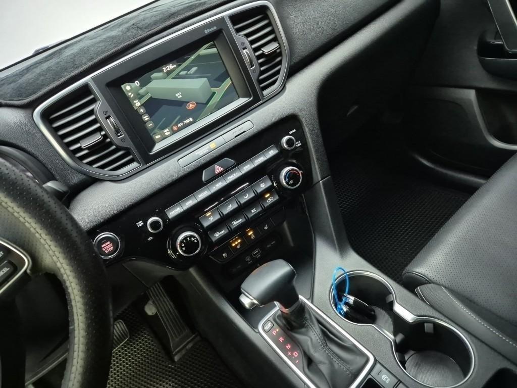 KIA Sportage - Vista 10