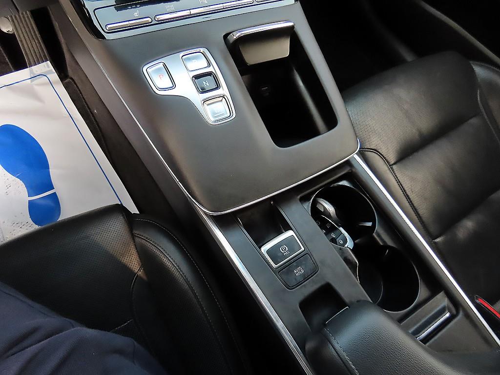 HYUNDAI Grandeur 2022 Negro - Importación desde Corea - HF Imports Iquique - Foto 20