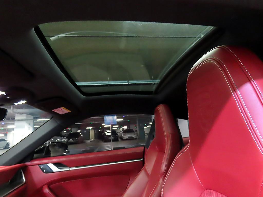 Porsche 911 2022 - Importación desde Corea - HF Imports Iquique - Foto 17