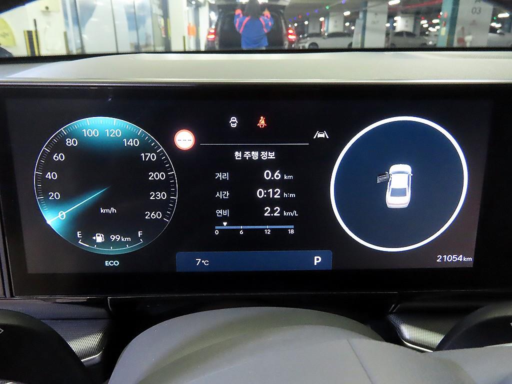 HYUNDAI Grandeur - Vista 9