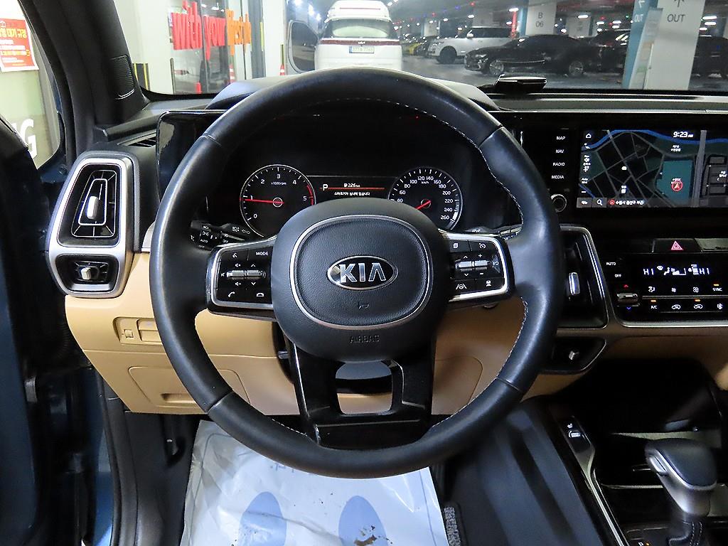 KIA Sorento - Vista 8