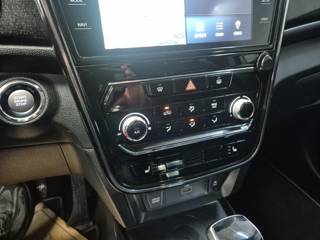 Ssangyong Tivoli 2021 Blanco - Importación desde Corea - HF Imports Iquique - Foto 16