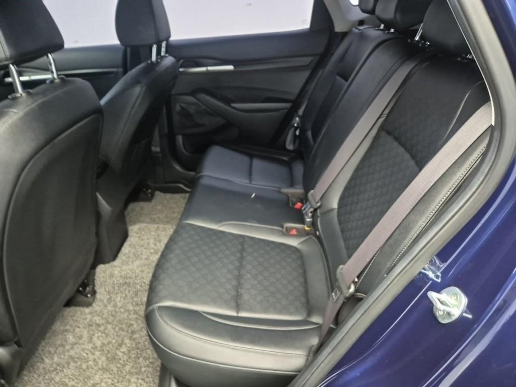 KIA Seltos - Vista 12